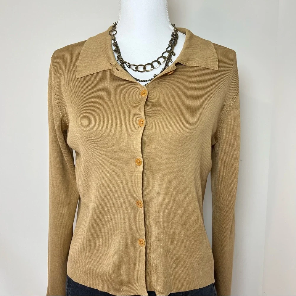 GAP Vintage 1980-90s 100% Pure Silk Muted Yellow Button-Up Shirt 🌻 - Picture 11 of 11